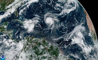 Huracán Humberto ya es categoría 4; podría impactar en el sureste de EU