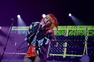 Paramore abrió el Eras Tour de Taylor Swift por Europa. ¿Quiénes son?