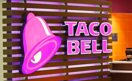 Hombre demanda a Taco Bell por 5 millones de dólares debido al 'poco' relleno en una pizza