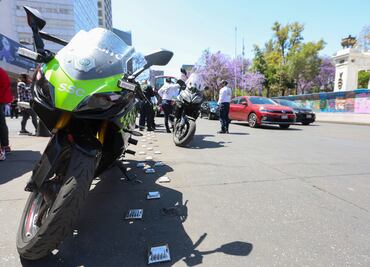 Conductor arrastra a policía de tránsito en el cofre para evitar multa en CDMX