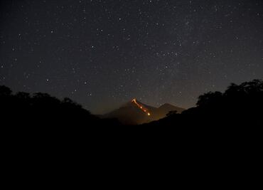 Volcán de Fuego entra en erupción en Guatemala (videos)