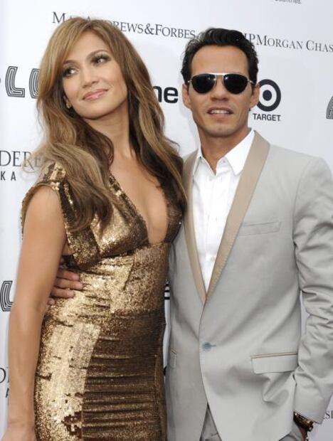 ¿Quién es Nadia Ferreira, con quien se comprometió Marc Anthony?