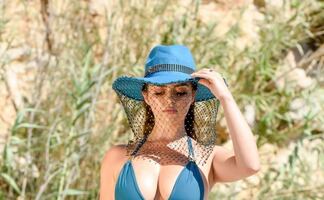 Demi Rose se coronó "reina" de Coachella con una falda de red transparente