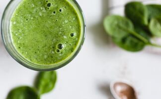 ¿Qué es la dieta Sirtfood y cuáles son sus riesgos?