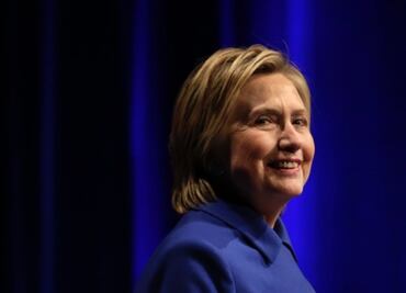 Ofrecen subasta benéfica con Sting, The Strokers y Hilary Clinton