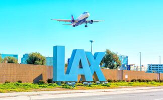 La manera más económica ir del Aeropuerto de Los Ángeles LAX al Downtown