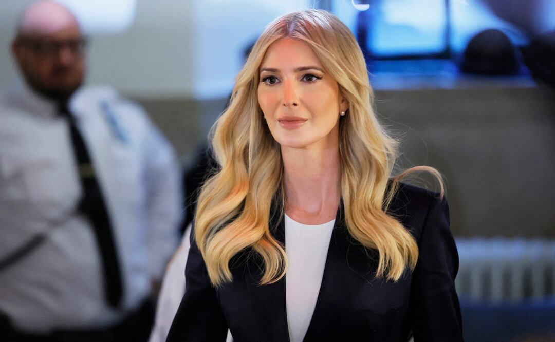 Ivanka Trump viste un conjunto de $10 mil dólares para testificar en juicio por fraude de su padre. Foto: AFP