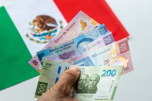 Coparmex llama a subir el salario para garantizar una “vida digna”. ¿Cuánto sueldo propone?