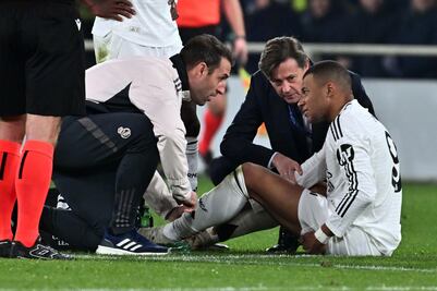 Champions. Mbappé marca y se retira lesionado en el duelo del Real Madrid ante Atalanta