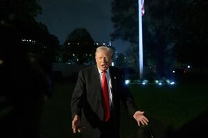 "Los correos de Epstein sacuden a Trump": Demócratas lo acusan de saber sobre los abusos y la Casa Blanca responde con furia