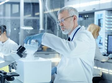 Error fatal: Conserje apaga congelador y elimina años de investigación valuada en un millón de dólares