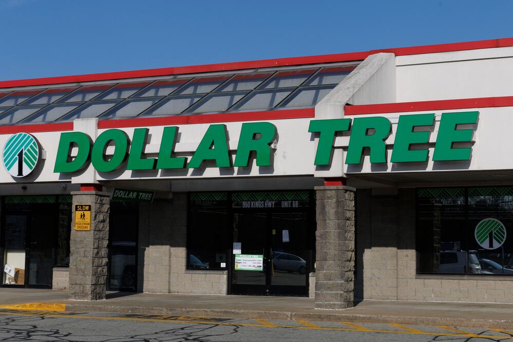 La cadena de tiendas estadounidense Dollar Tree cerrará unos 1,000 locales. EFE/EPA/CJ GUNTHER