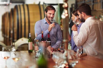 ¿Cómo saber si un vino es bueno? Estos son los indicadores de buena calidad, según los expertos