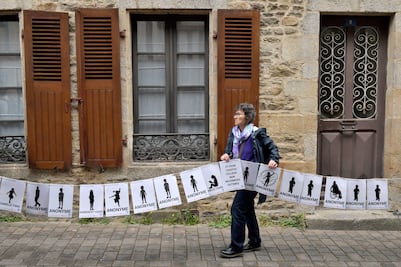 Francia condena a 20 años de prisión a excirujano pederasta por abusar de 299 pacientes