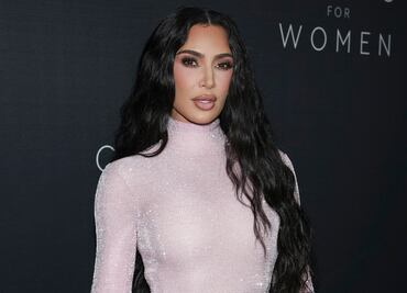 Kim Kardashian presume sus curvas de infarto con ropa interior en selfie