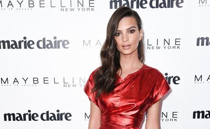 Emily Ratajkowski presume ‘abs de acero’ con crop top en Instagram