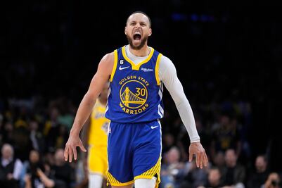 Stephen Curry pide a los Warriors mantener la fe pese a derrota con los Lakeres
