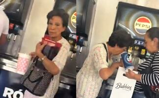Captan a dos mujeres que se llevan el refresco del Costco en jarras. VIRAL