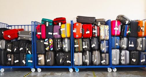 ¿Cómo viajar con equipos deportivos en avión?