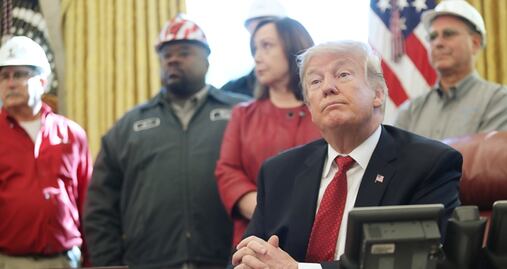 "¡Un muro es un muro!": Trump no quiere usar otra palabra