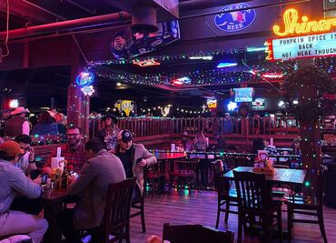Billy Bob's Texas: la experiencia del honky-tonk más grande del mundo en Fort Worth