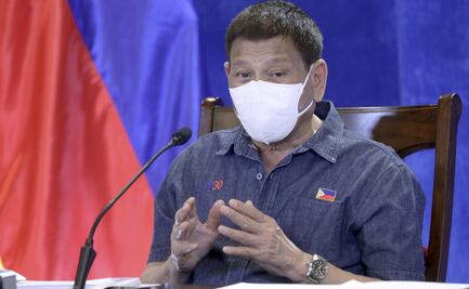 "Si no se vacunan, los detendré y los inyectaré en el trasero”: Presidente de Filipinas