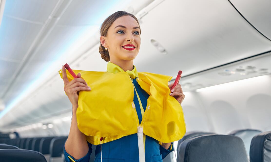 Para ser azafata en Estados Unidos hay que tener certificación de la Administración Federal de Aviación (FAA). Foto: iStock