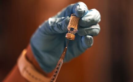 ¿Menores de 18 años necesitarán estar vacunados para viajar a EU?