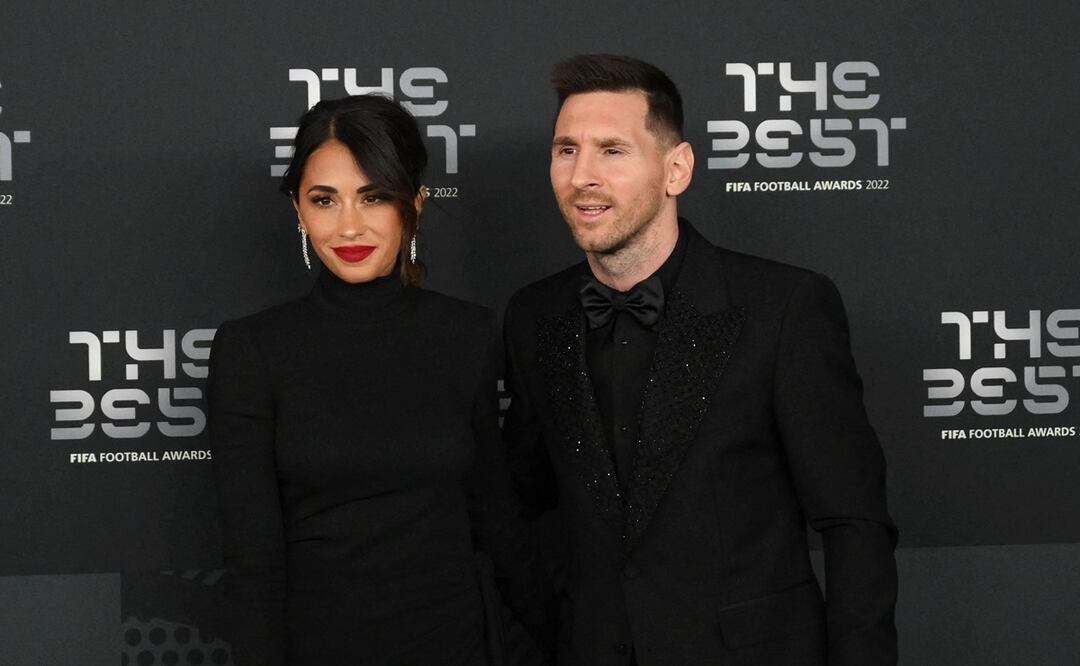 Antonela Roccuzzo y Messi /AFP