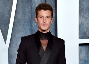 Abdominales marcados y espalda trabajada; esta es la rutina fitness de Shawn Mendes