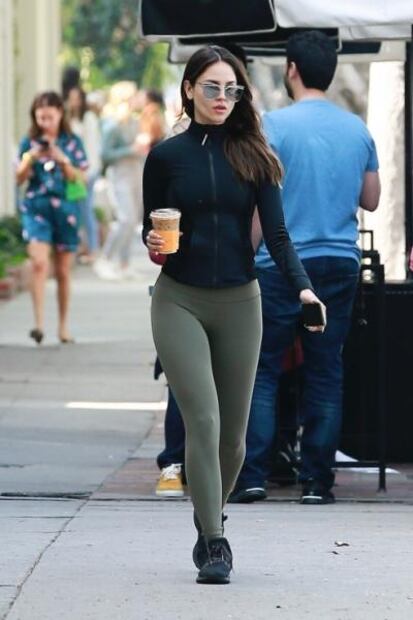 Eiza González deslumbra con leggings ajustados en West Hollywood