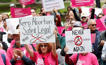 California se une a la batalla por el derecho al aborto en EU con nuevo plan 