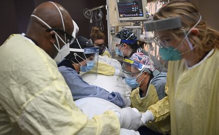 Corte niega eliminar requisito de vacuna para trabajadores de la salud en NY