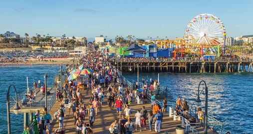 Transformarán muelle de Santa Mónica al estilo 'Strangers Things'
