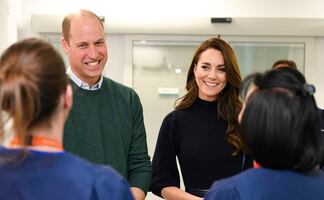 Príncipe William y Carlos III rechazan hablar sobre memorias de Harry