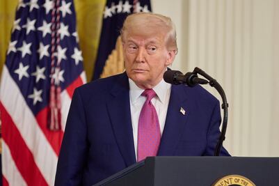 Trump exige a farmacéuticas revelar efectividad real de las vacunas contra covid-19