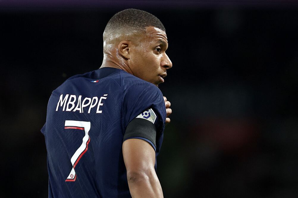 Kylian Mbappé: De promesa a leyenda, el delantero francés inicia su aventura en el Real Madrid. FOTO: AFP / Franck Fife