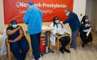 Covid-19. ¿Por qué se contagian las personas vacunadas?