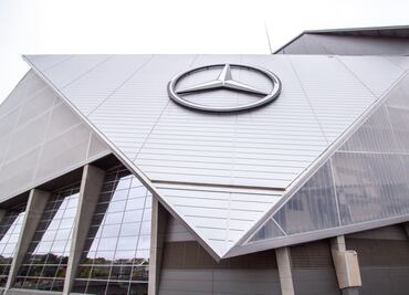 Mercedes-Benz condenada: $7.3 millones por acoso y discriminación en Brasil