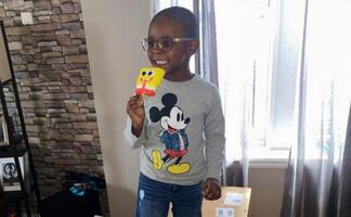 Niño gasta casi 3,000 dólares en paletas de Bob Esponja en Amazon 