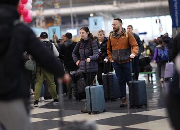 Thanksgiving 2023. Los días más transitados para volar y costo promedio de boletos