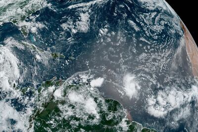 Huracán Beryl se fortalece a categoría 4 en el Caribe. “Es extremadamente peligroso”: NHC