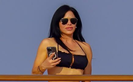 Lauren Sánchez, prometida de Jeff Bezos, luce su bikini más pequeño durante viaje en súper yate