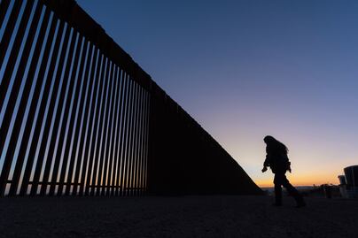 Revés para Trump: tribunal bloquea su intento de cerrar el asilo en la frontera con México 