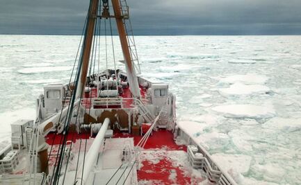 Enorme bloque de hielo, del tamaño de la ciudad de NY, se derrumba en la Antártida