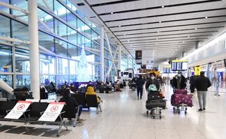 Las aerolíneas que están prohibiendo el uso de cubiertas y cubrebocas de tela