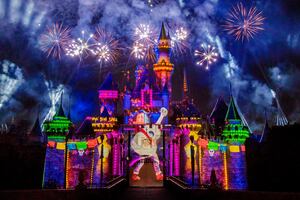 Disneyland Resort celebra 70 años este 2025: Atracciones, shows y desfiles de aniversario