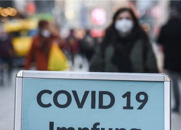 Cadena británica de ropa recortará paga a empleados no vacunados aislados