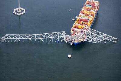 Puente en Baltimore: Biden ordena reconstruir el puente "tan pronto como sea posible"