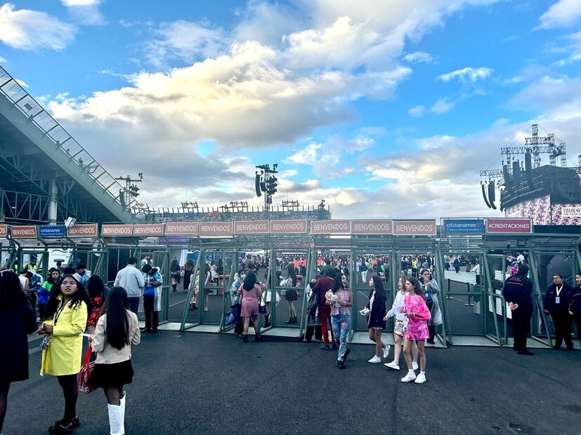 Acceso al concierto de Taylor Swift en México. Foto: Pamela Benítez/Vive USA